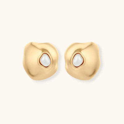 Flow Pearl Studs