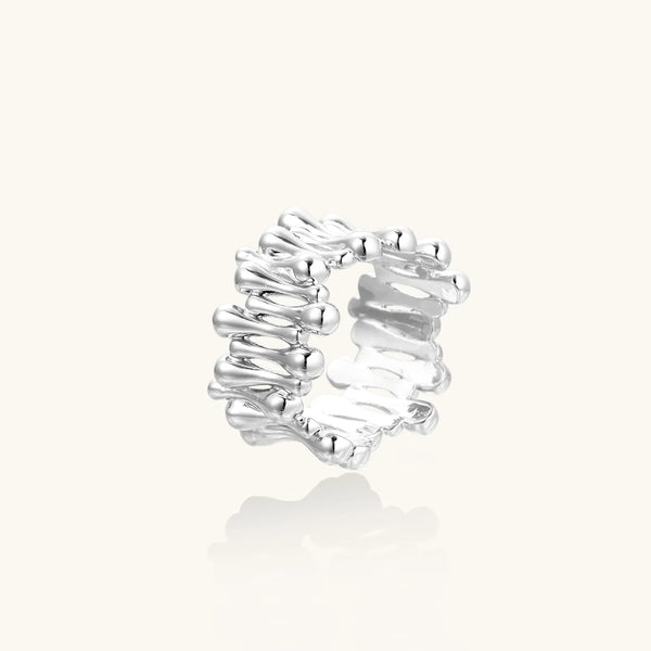 Twisted Waves Ring