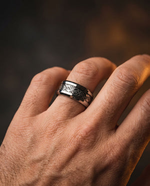 Celtic Dream - Silver & Black mt-dark onhand