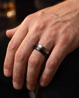 Demeter ring onhand