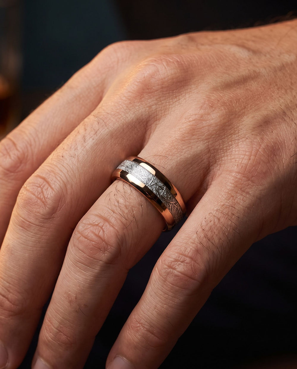 Eros ring onhand