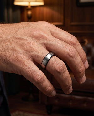Galen ring onhand