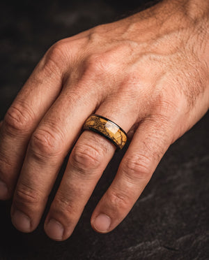 Saturn ring onhand