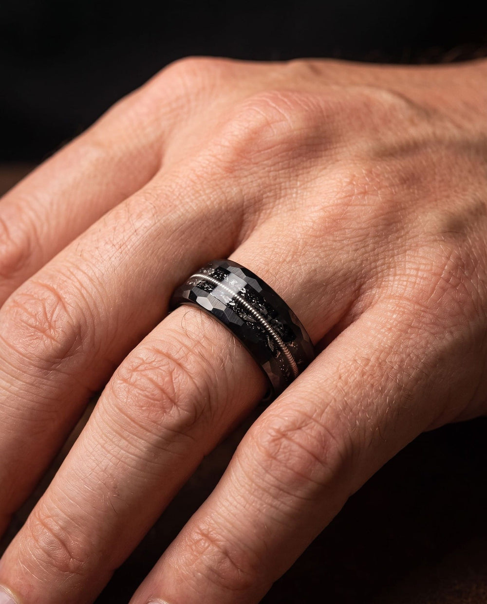Orpheus ring onhand