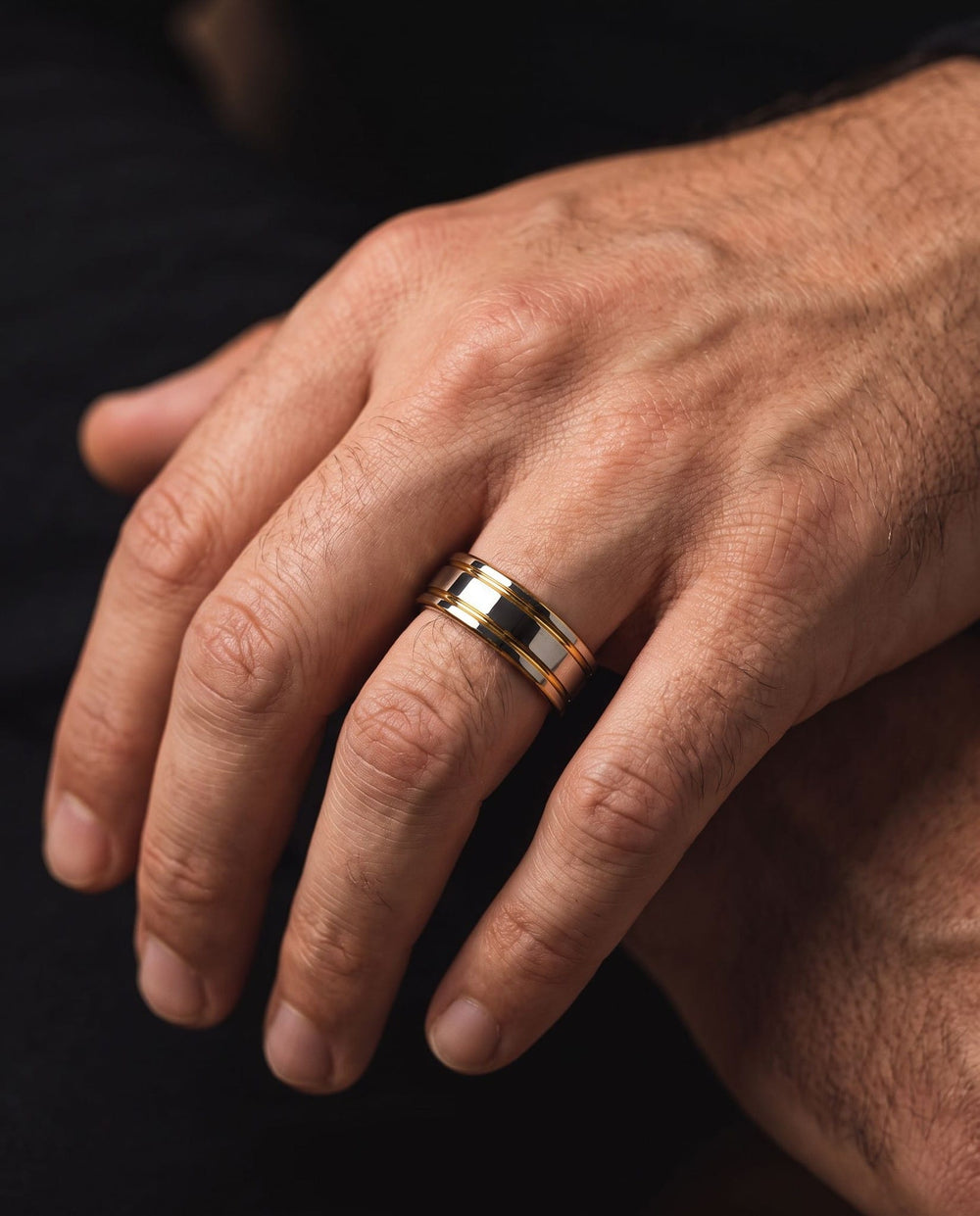 Pollux ring onhand