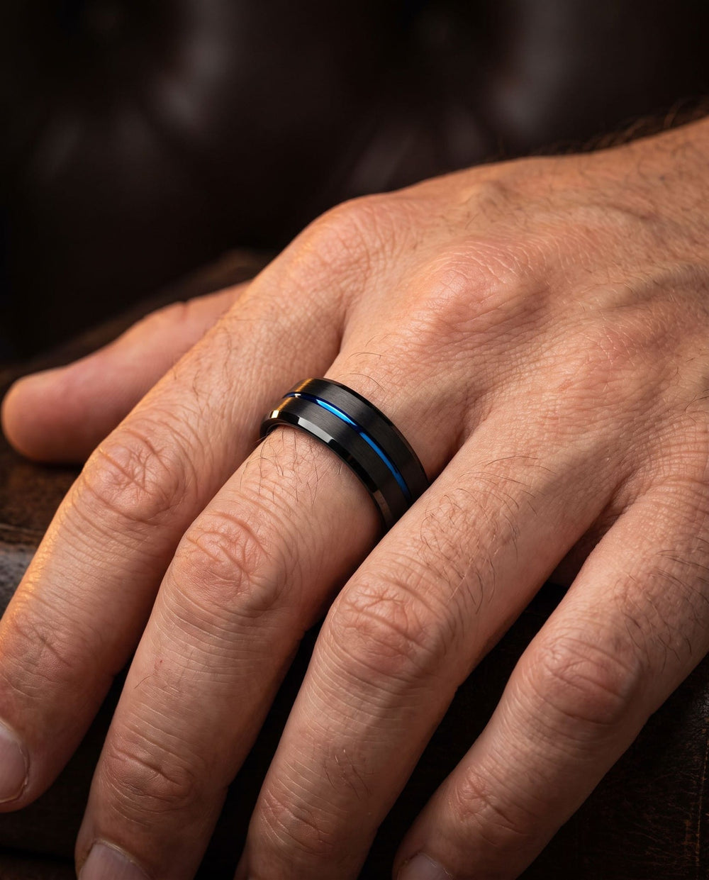 Poseidon ring onhand