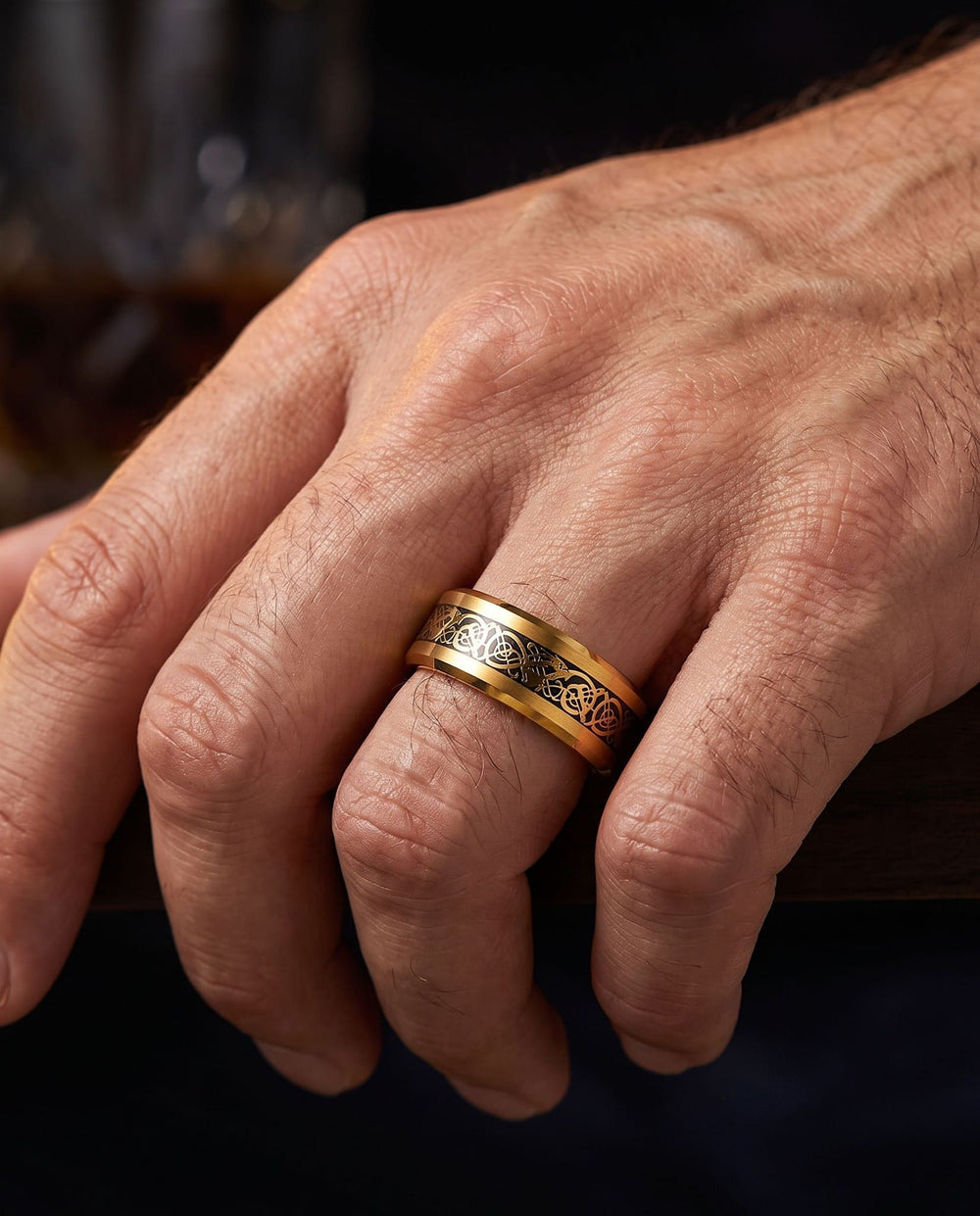 Sphinx ring onhand